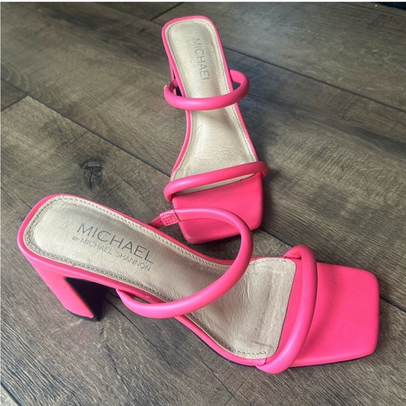 Michael Shannon Shoes - Pink Heels Size 7